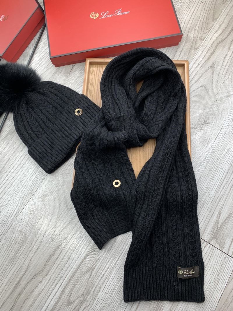 Love Piana Caps Scarfs